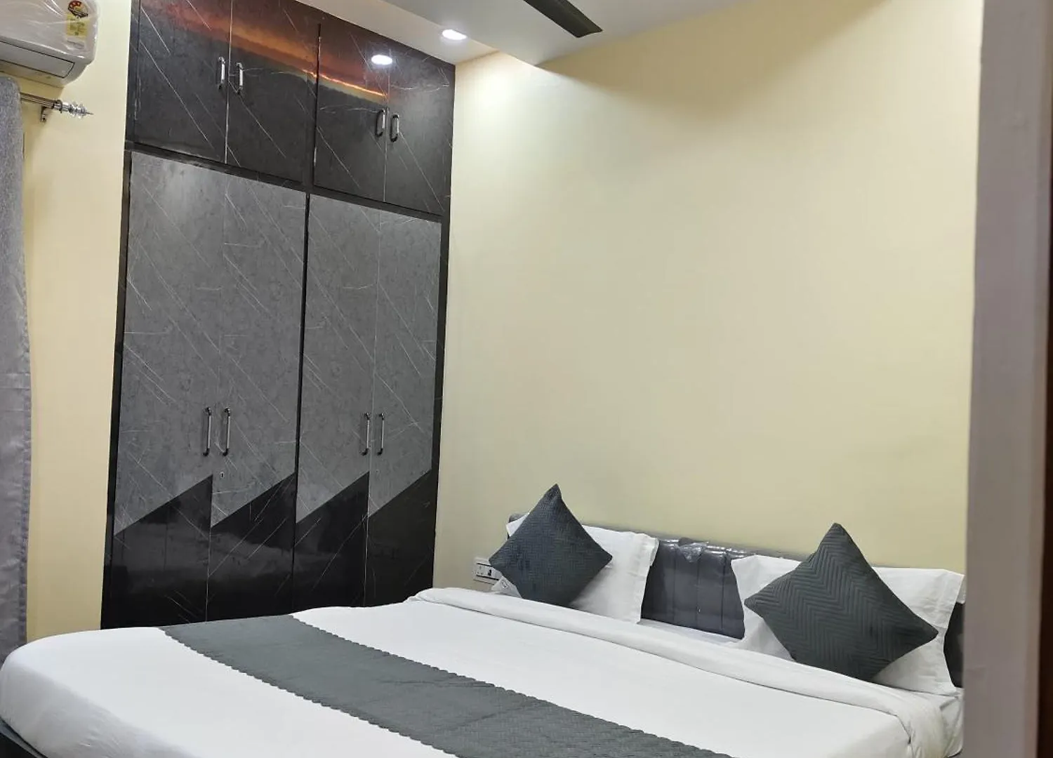Guest house Kartikey Home Stay Varanasi